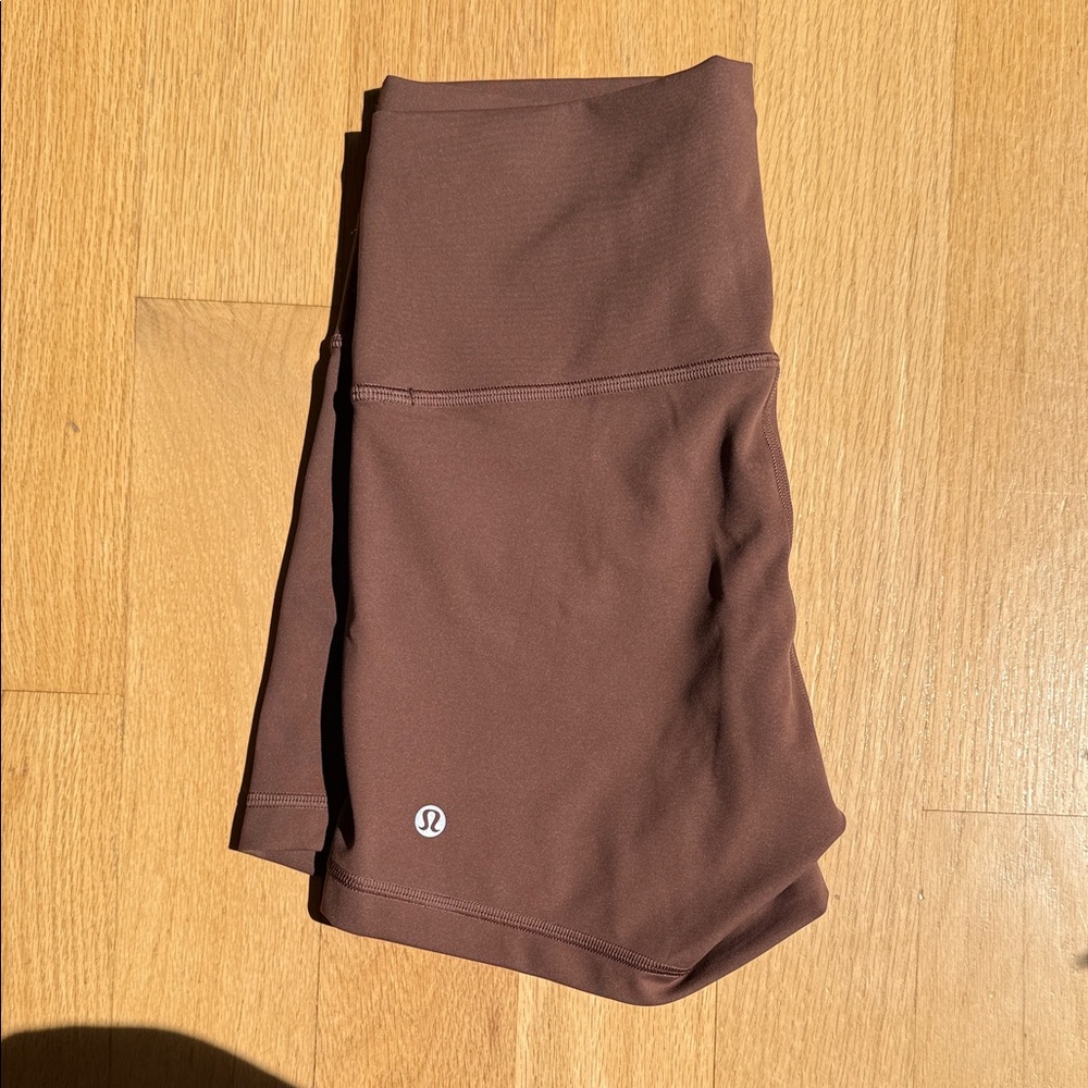 Lululemon Wunder Train High-Rise Short 4"